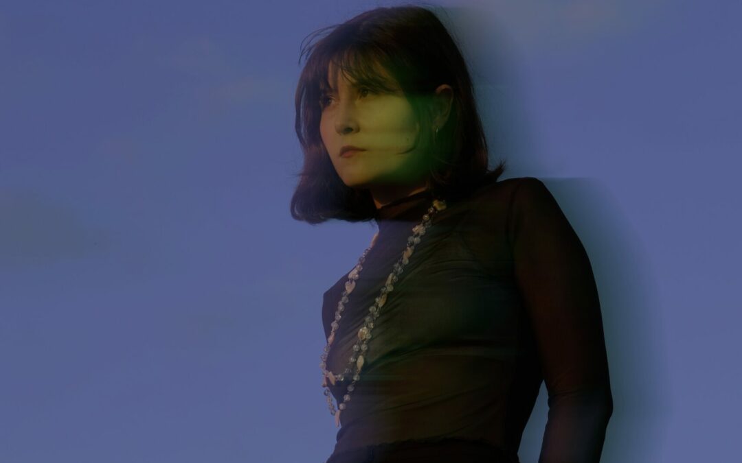 Nicole Faux Naiv en showcase
